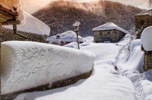 Albanian Villages: Dardhë is a symbol of a perfect winter destination among Albanian villages.