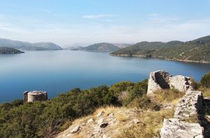 The ruins of the ancient and medieval town of Sarda stand on a small picturesque island on the Vau i Dejës Lake.
